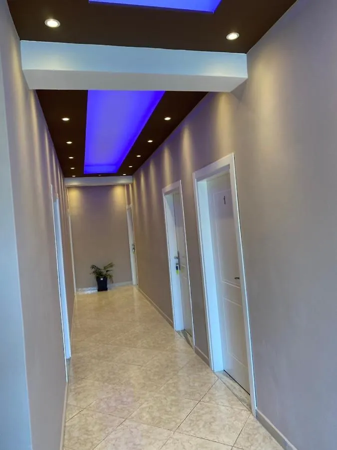 Ylli'S Apartments Sarandë