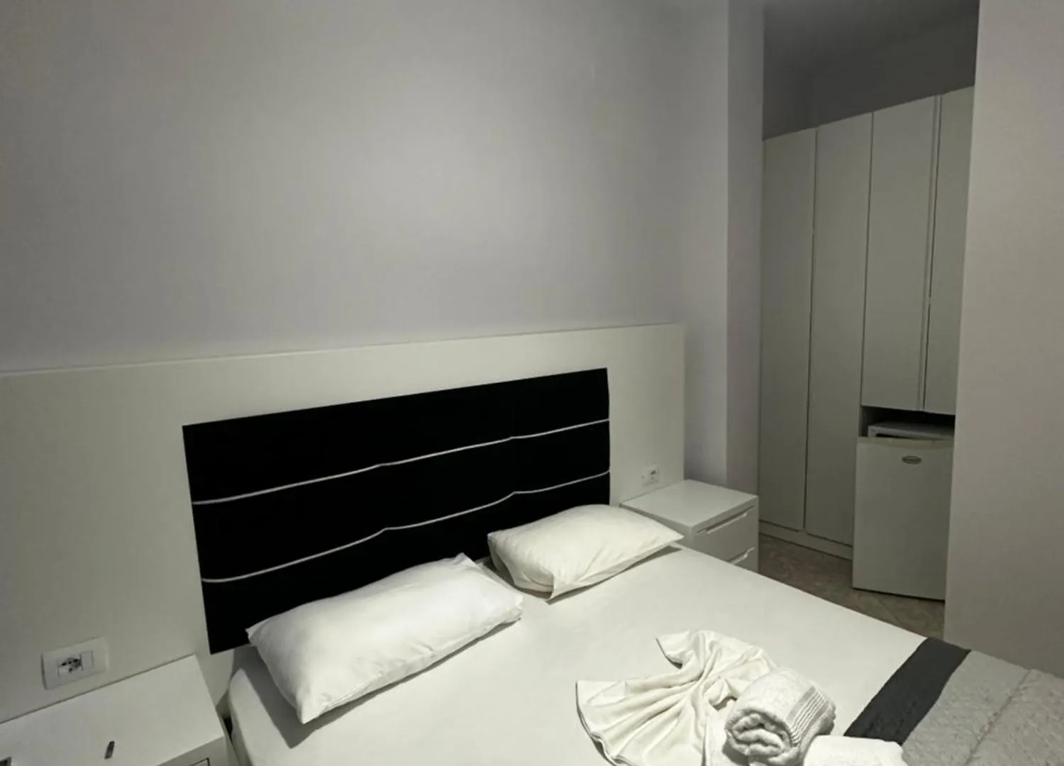 Ylli'S Apartments Sarandë