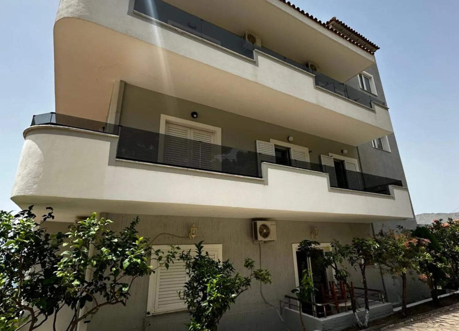 Ylli'S Apartments Sarandë