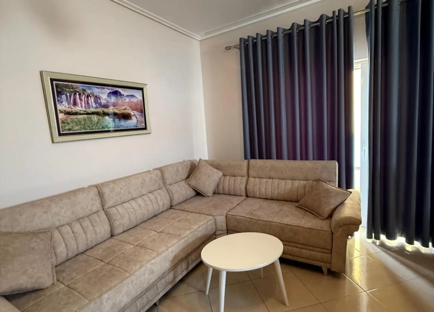 Ylli'S Apartments Sarandë