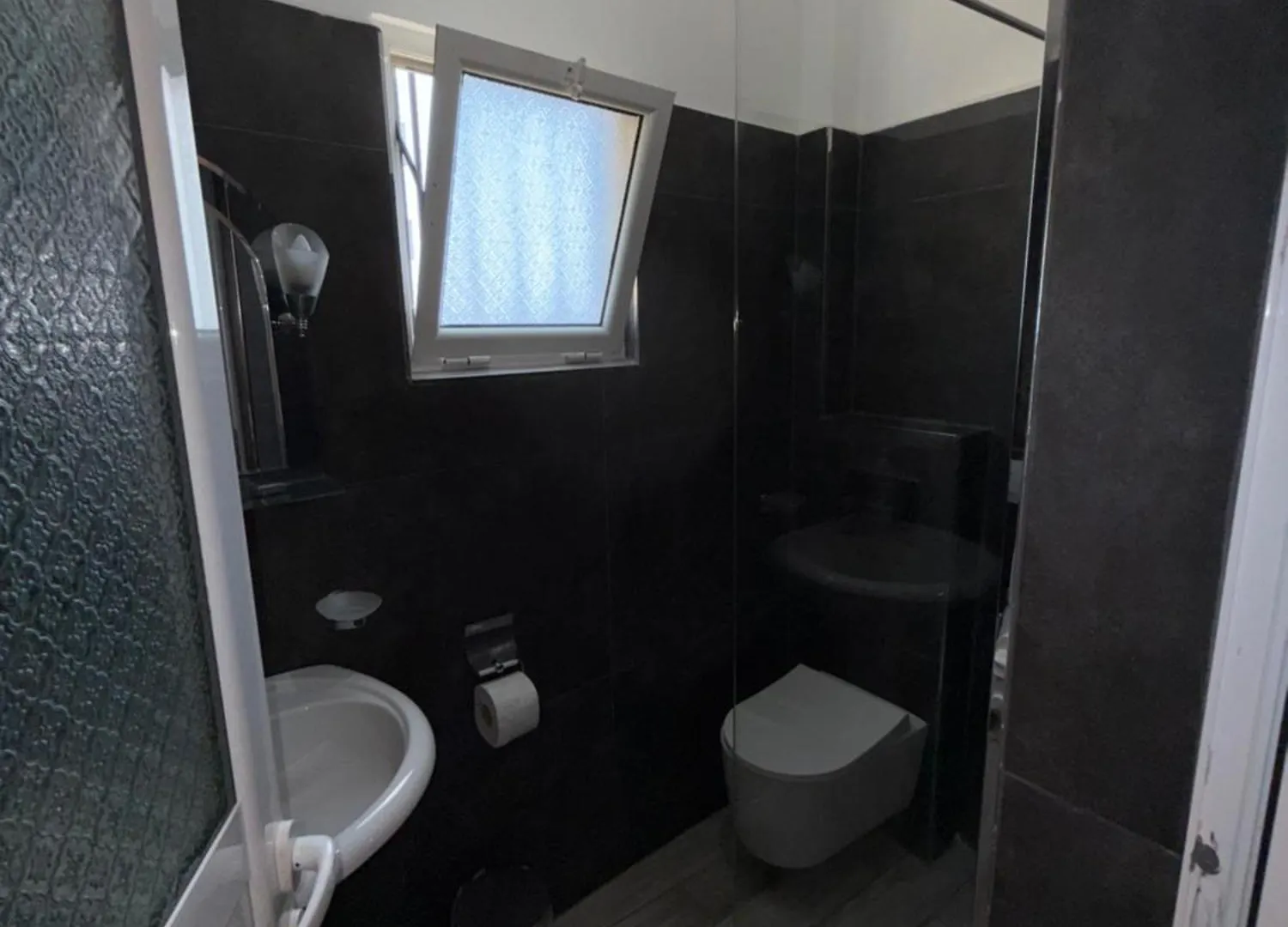 Ylli'S Apartments Sarandë 阿尔巴尼亚