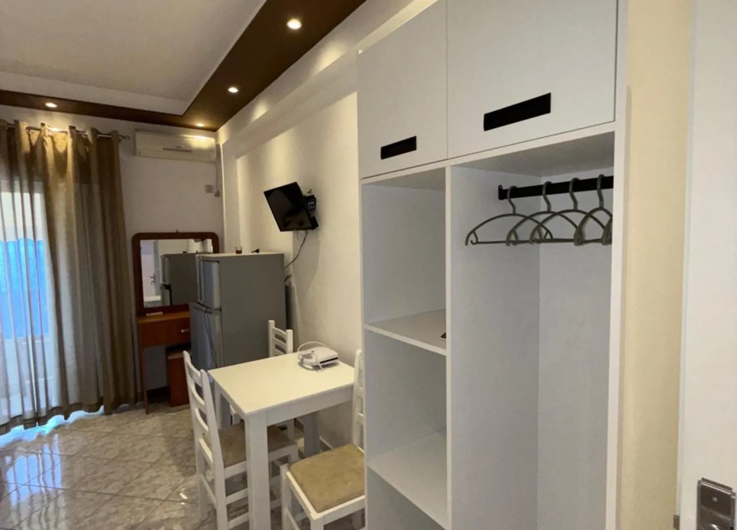 Ylli'S Apartments Sarandë 阿尔巴尼亚