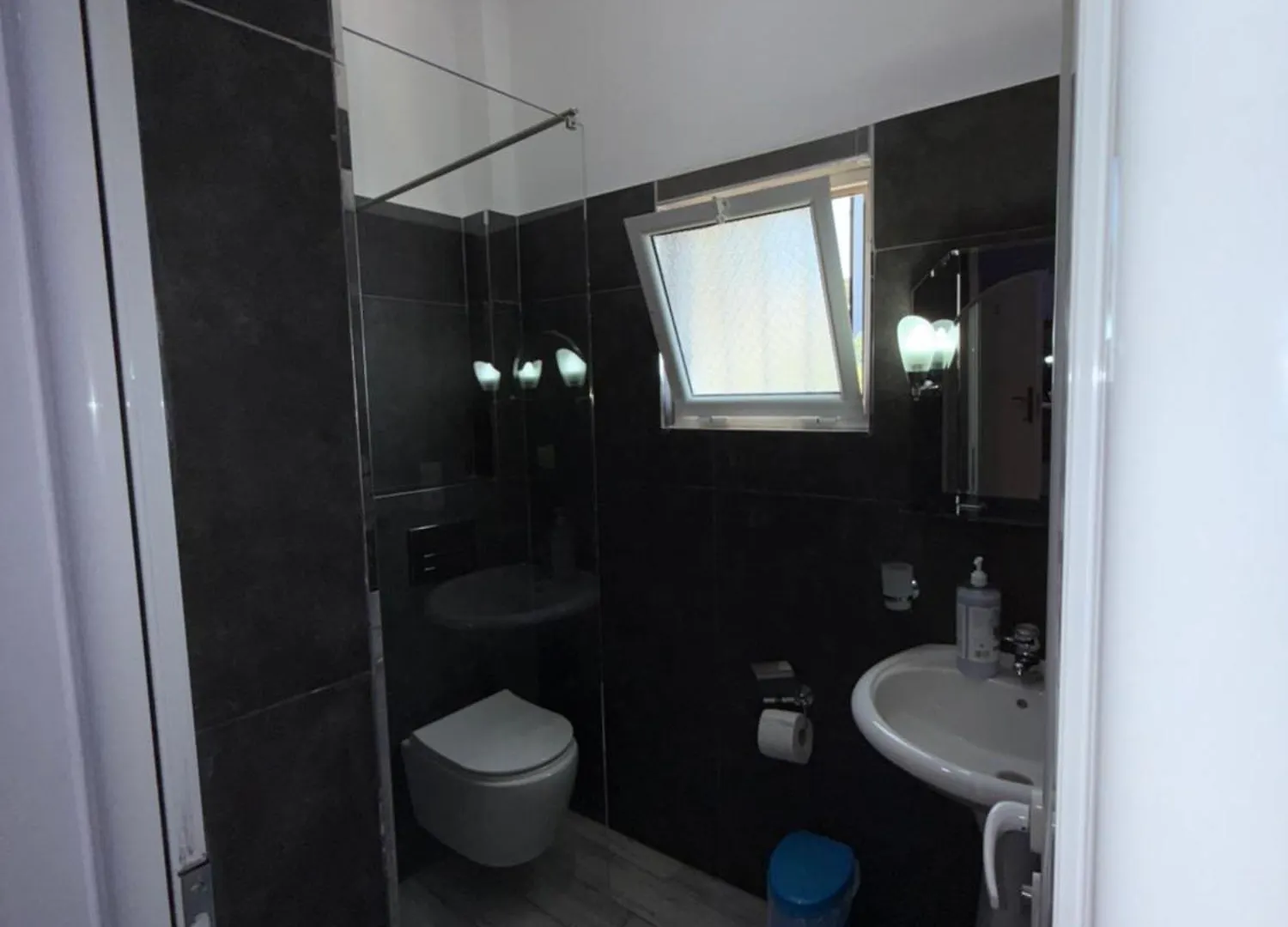 Ylli'S Apartments Sarandë
