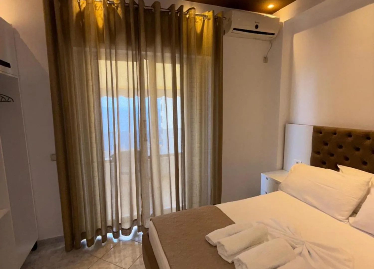 Ylli'S Apartments Sarandë 阿尔巴尼亚