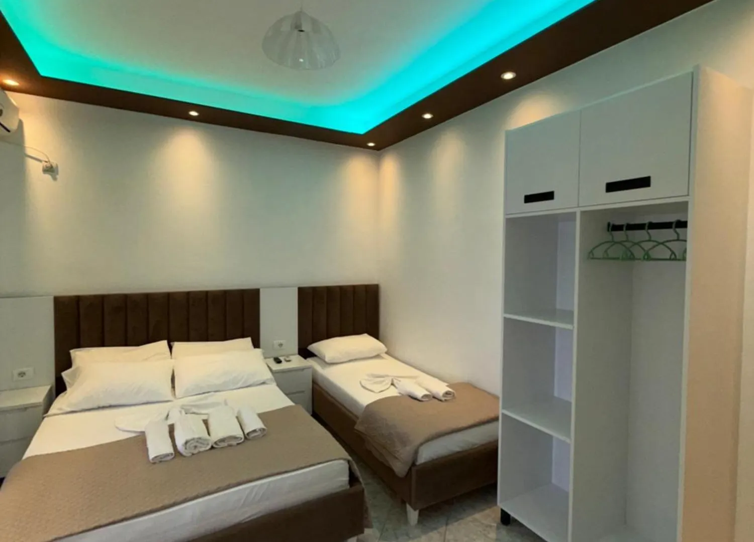 Ylli'S Apartments Sarandë 阿尔巴尼亚