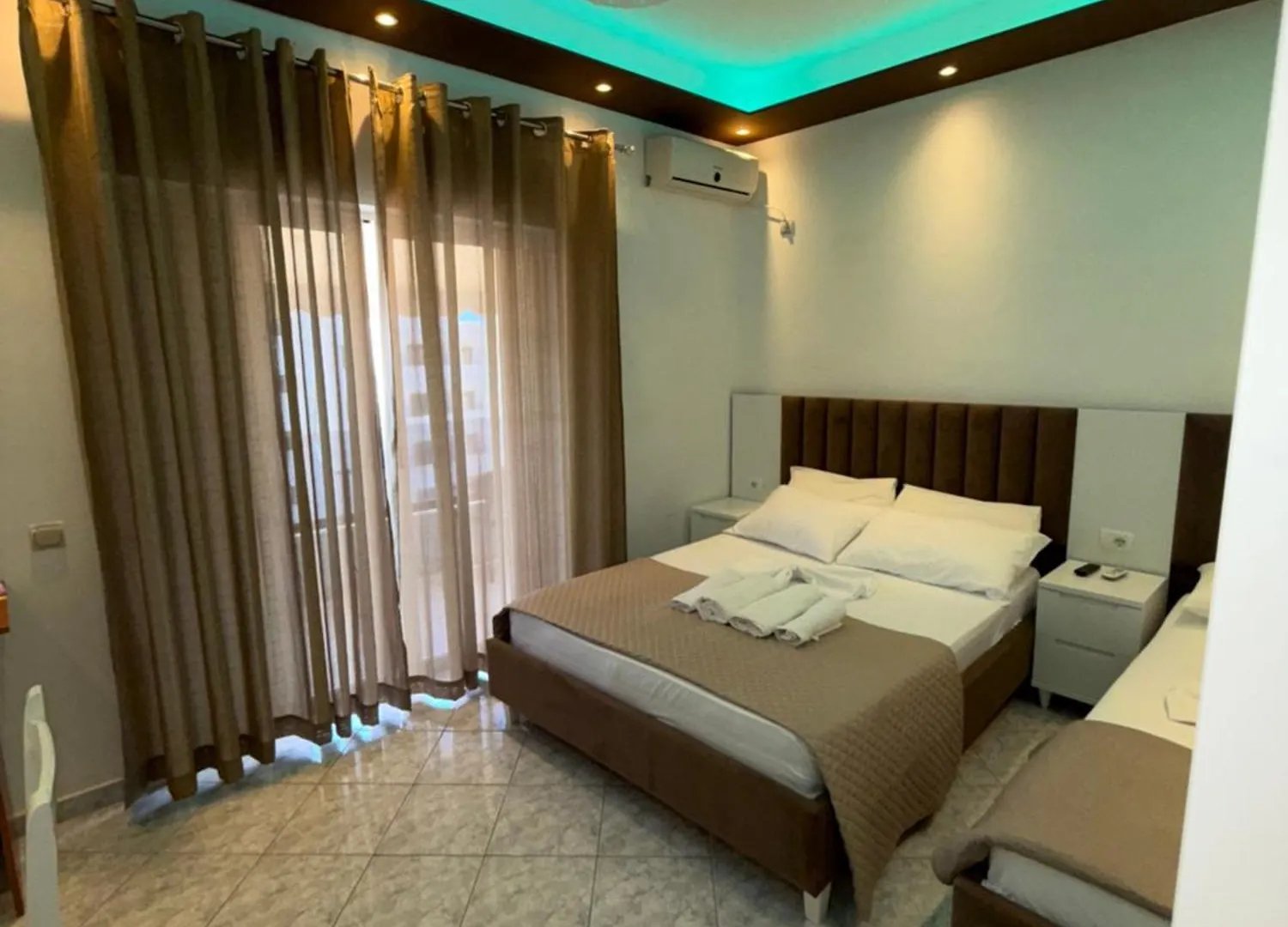 Ylli'S Apartments Sarandë 阿尔巴尼亚