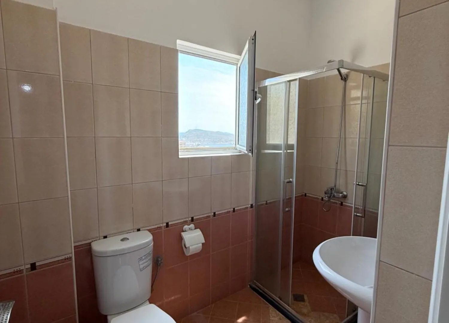 Ylli'S Apartments Sarandë